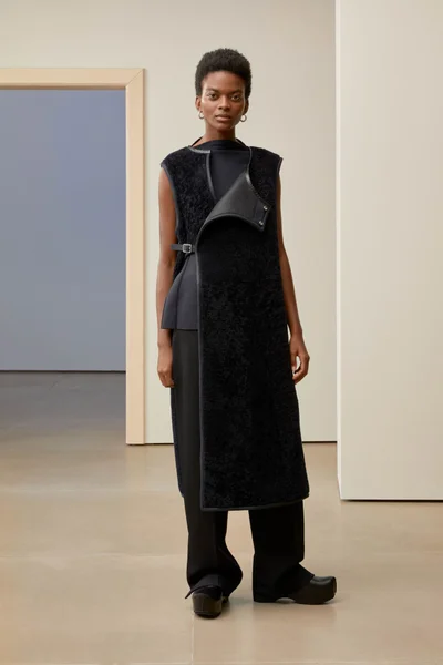 Look 30